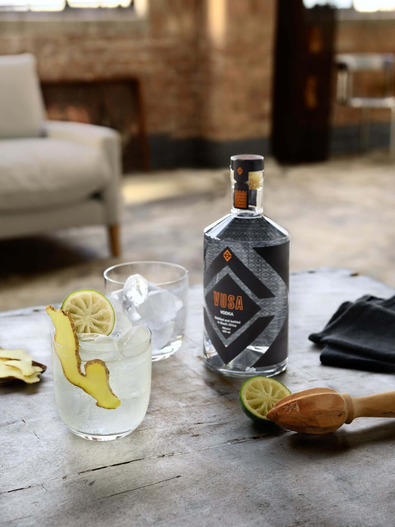 Vusa Vodka | Premium African Spirit – BLUE HABU合同会社